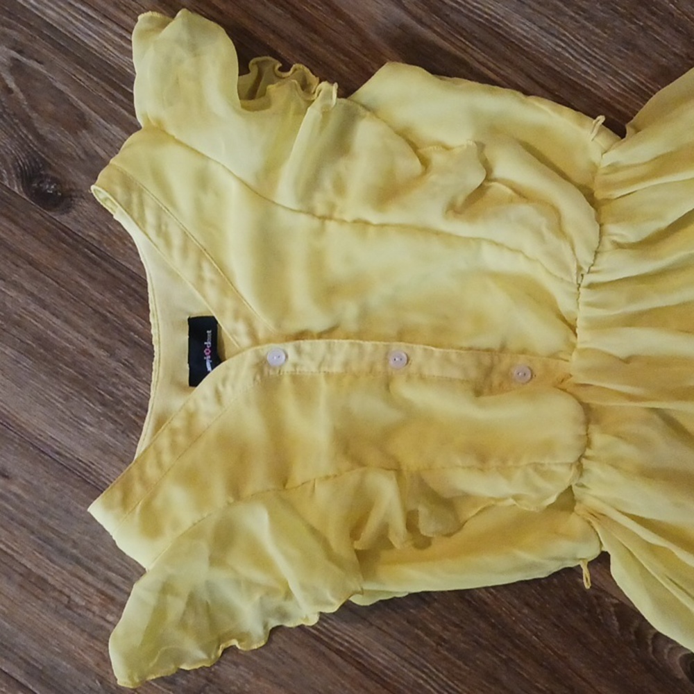 Causual yellow kids button-up dress